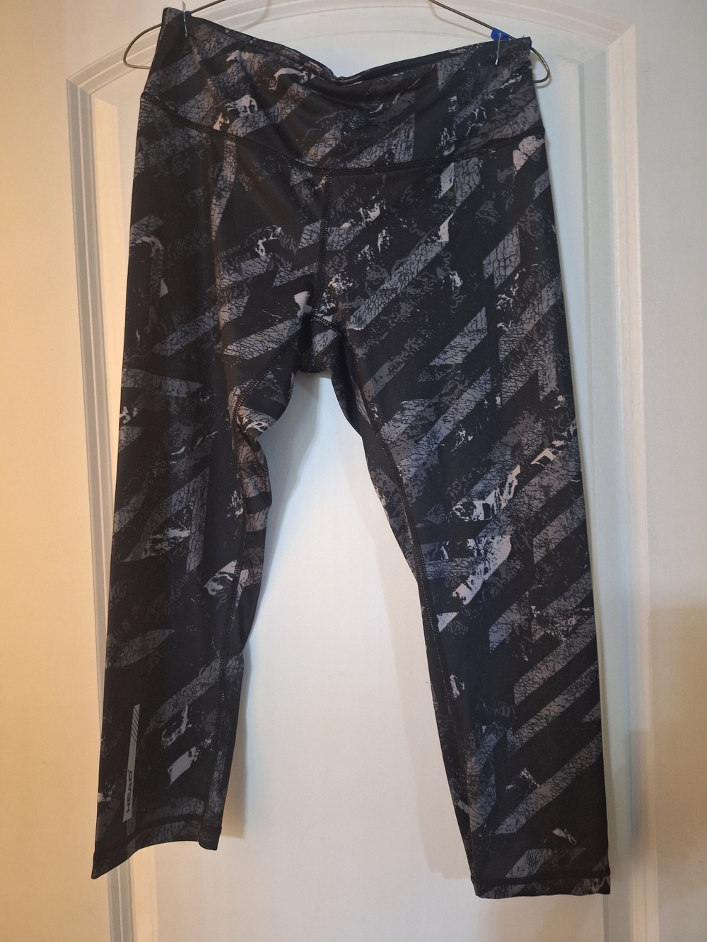 Head Black & Gray Patterned Leggings